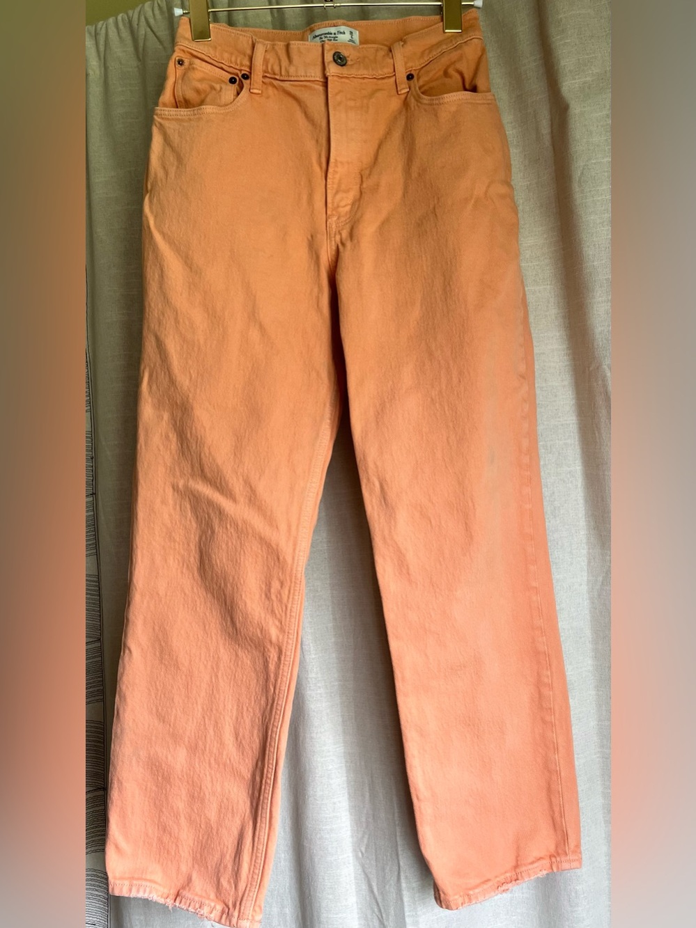 Abercrombie Curve Love 90s Straight Ultra High Rise Peach Jeans 6/28S